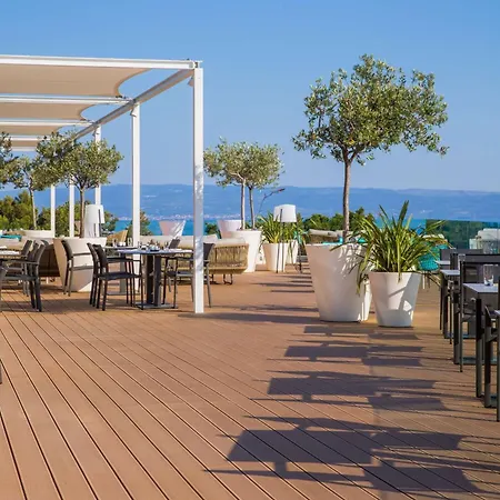 Radisson Blu & Ξενοδοχείο