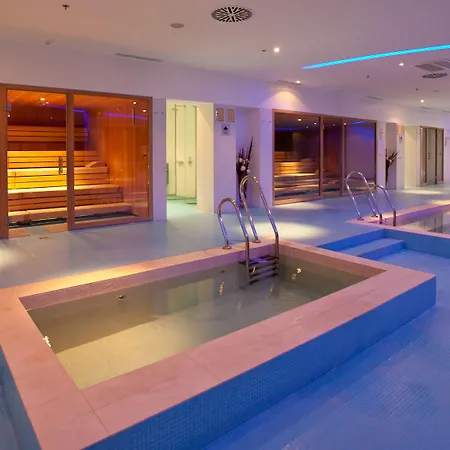 Radisson Blu & Szálloda 5*