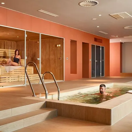 Radisson Blu & Szálloda 5*