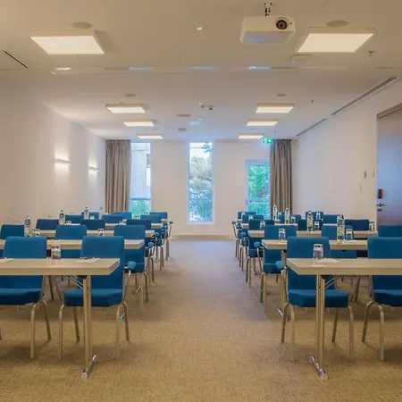 Szálloda Radisson Blu & 5*