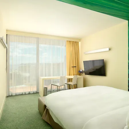 Radisson Blu & Ξενοδοχείο