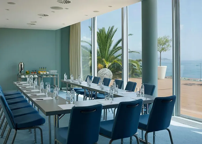 Radisson Blu & Hotell 5*