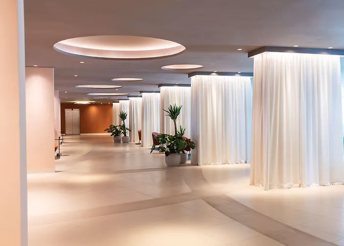 Radisson Blu & Hotel